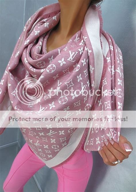 louis vuitton schal rosa blau grau|Designer Shawls & Stoles: Women's Luxury Wraps .